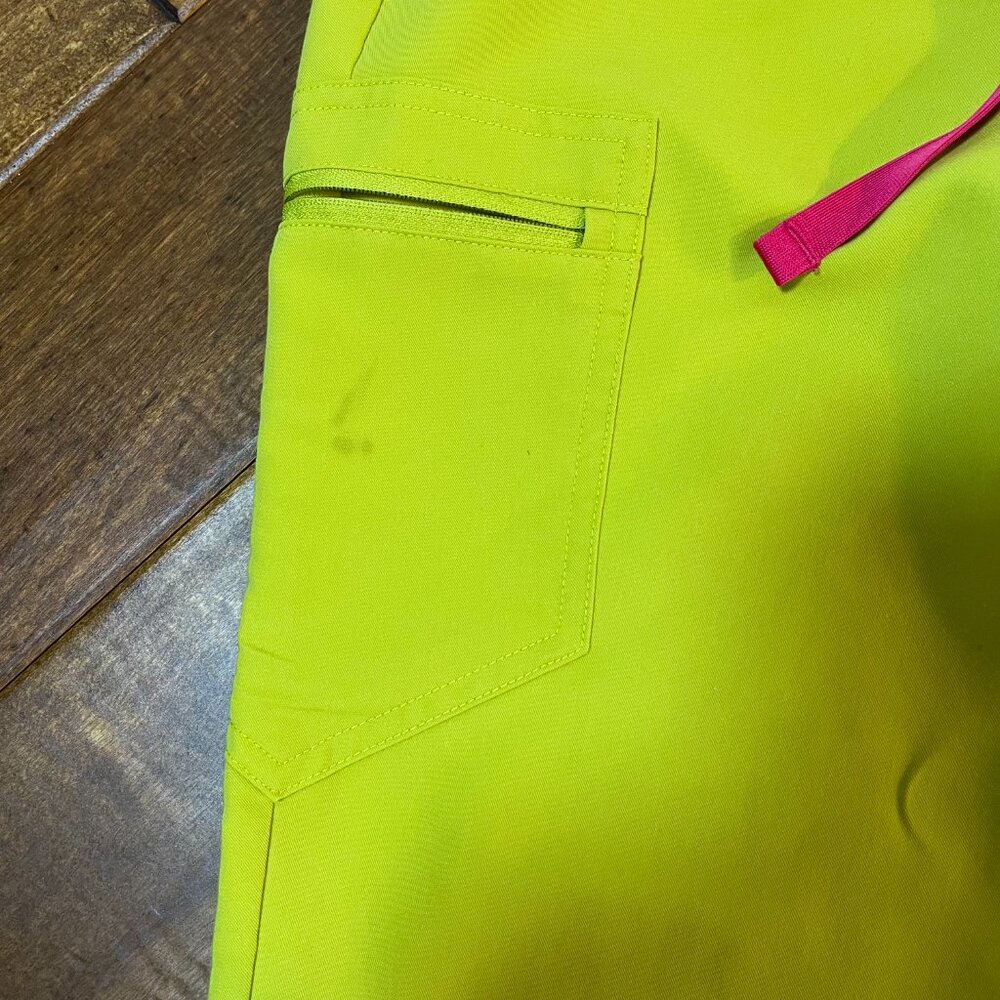 Figs High Waist Zamora Jogger Scrub Pants Nurse Doctor Limeade Yellow Size Small - Picture 5 of 10